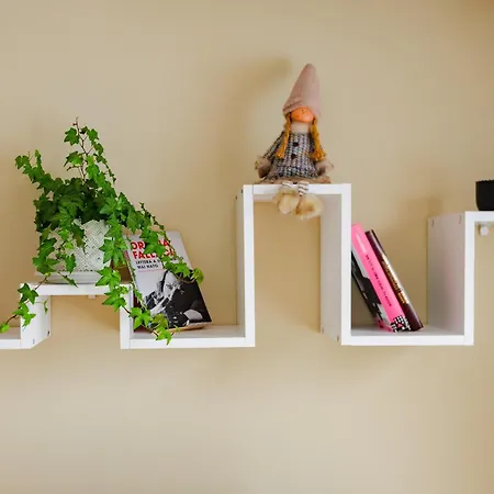 Sunny 1br With Balcony Lägenhet Sofia