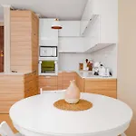 Sunny 1br With Balcony * Sofia