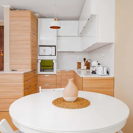Sunny 1br With Balcony * Sofía