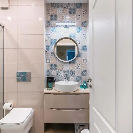 Sunny 1br With Balcony Sofia