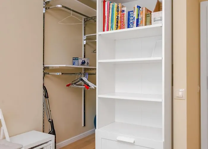 Sunny 1br With Balcony * Sofia