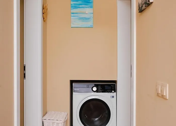 Sunny 1br With Balcony * Sofia