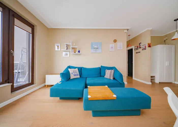 Sunny 1br With Balcony Lejlighed *